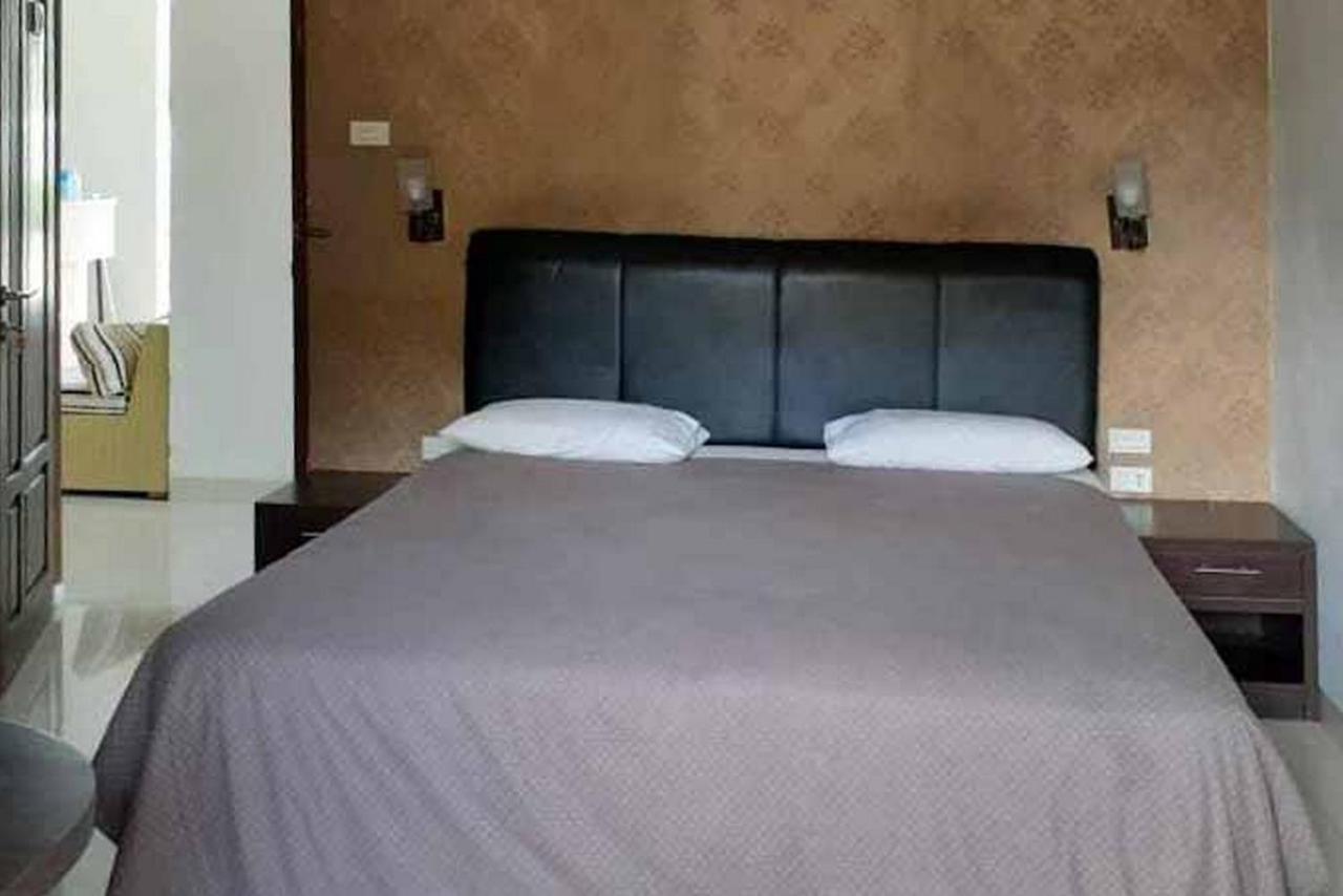 Hotel Reddoorz Near Pantai Panjang Bengkulu 2 Zewnętrze zdjęcie