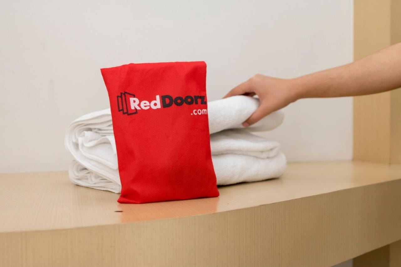 Hotel Reddoorz Near Pantai Panjang Bengkulu 2 Zewnętrze zdjęcie